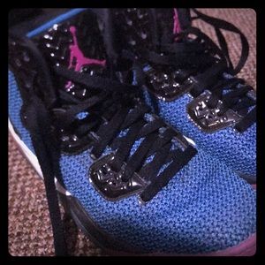 NIKE Airs